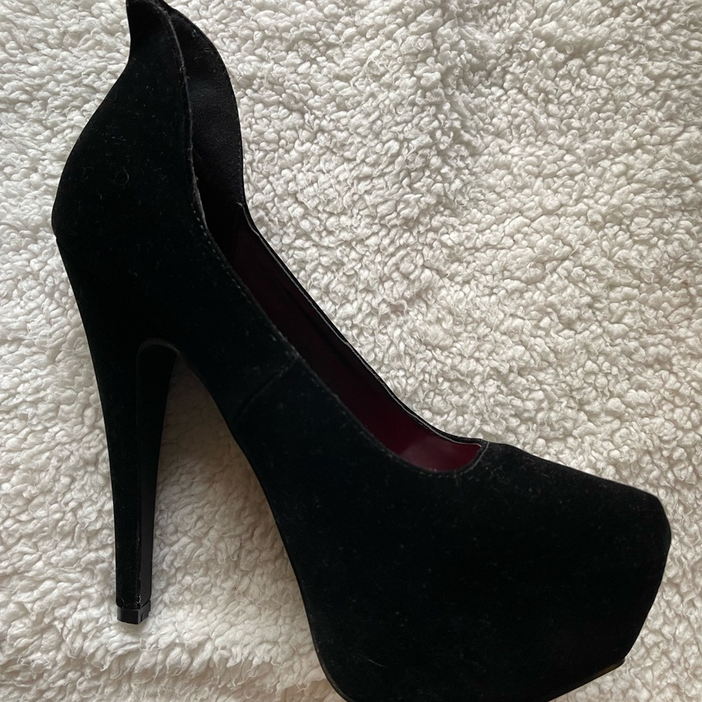 4 INCH HIGH HEELS WITH 1 INCH PLATFORM - SHOE DAZZLE